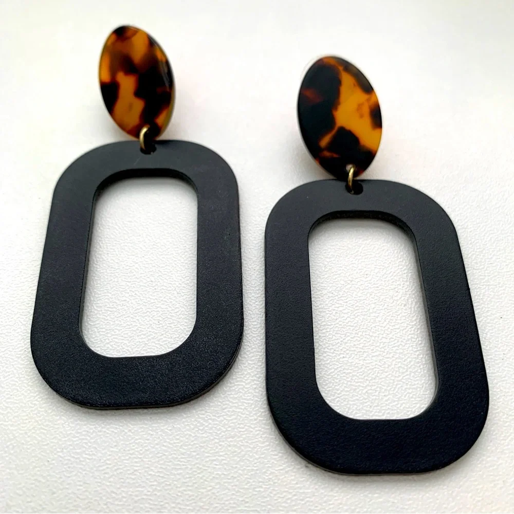 Black Leather Block Tortoise Earrings